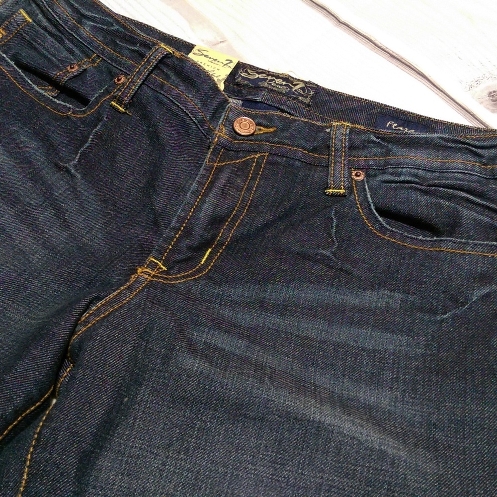 Seven7 • NWT Premium Brand Medium Wash Denim Jeans